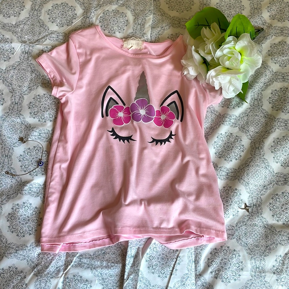 Unicorn tee shirt
